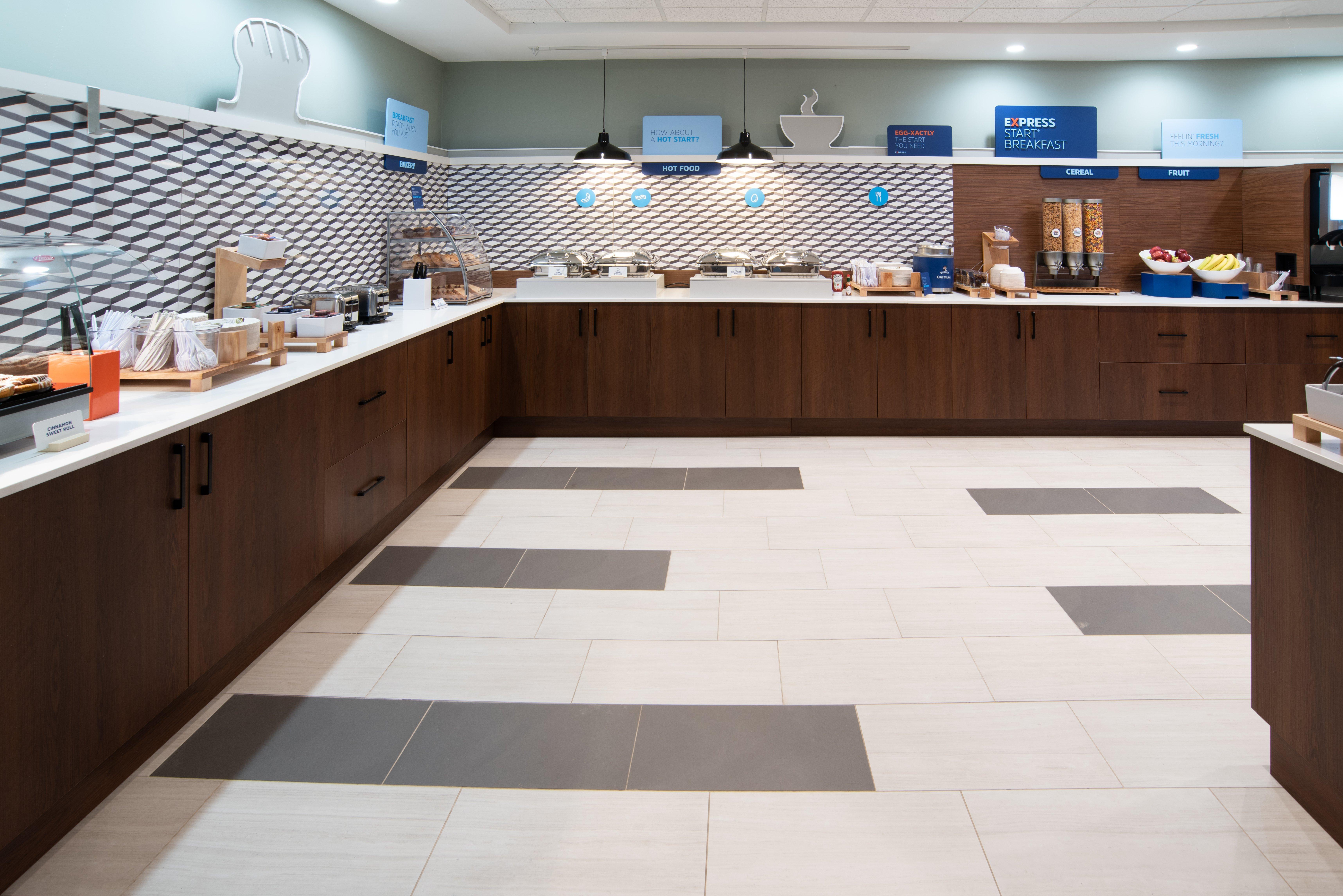 Holiday Inn Express & Suites - North Battleford By Ihg Exterior photo